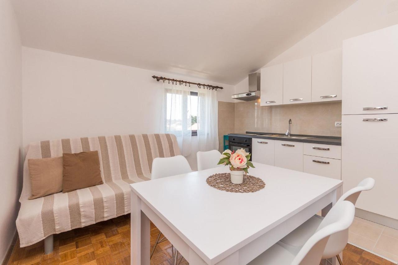Apartment Lucija بيوغْغاد نا موغو المظهر الخارجي الصورة